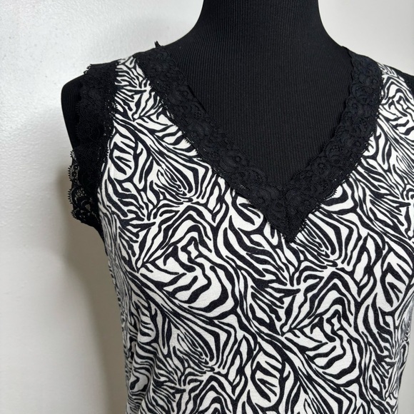 Worthington Tops - Worthington Stretch Zebra Print Lace Trim Tank Top Women’s M Black White Y2K